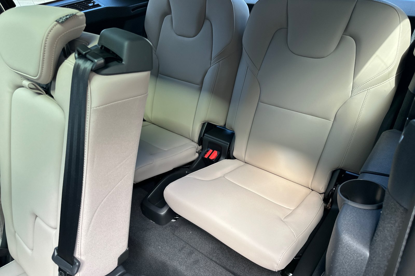 Used 2026 Volvo XC90 B6 Core AWD/4WD image 18