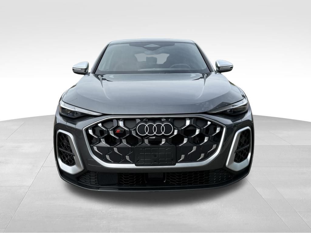 New 2025 Audi SQ5 Prestige image 8