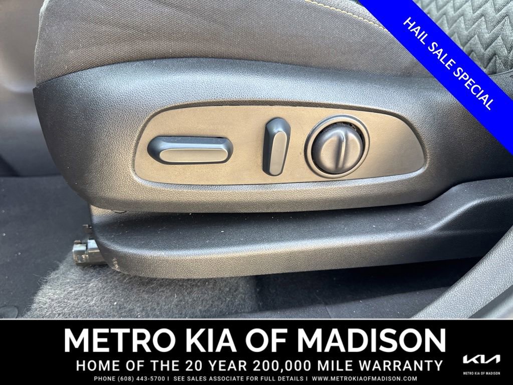 Used 2024 Chevrolet Equinox LT AWD/4WD image 13