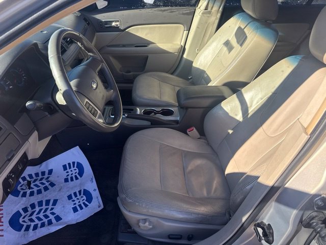 Used 2010 Ford Fusion SEL FWD image 29