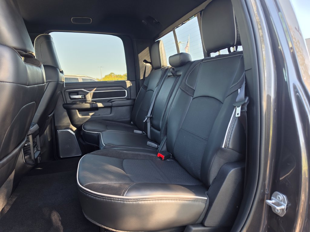 Used 2025 RAM 2500 Laramie AWD/4WD image 29