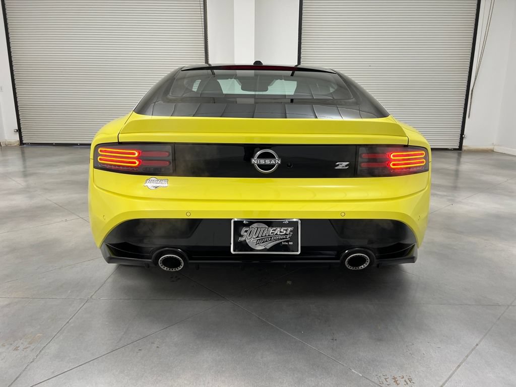Used 2024 Nissan Z Performance w/ Floor Mat Package RWD image 8