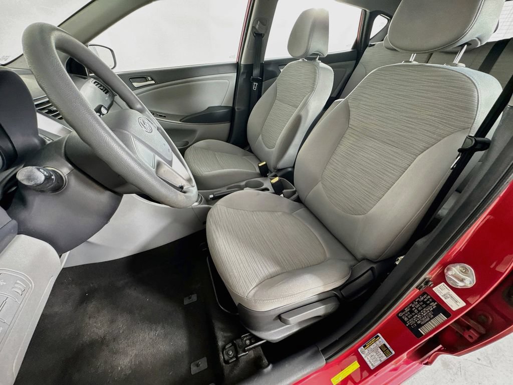 Used 2015 Hyundai Accent GS FWD image 20