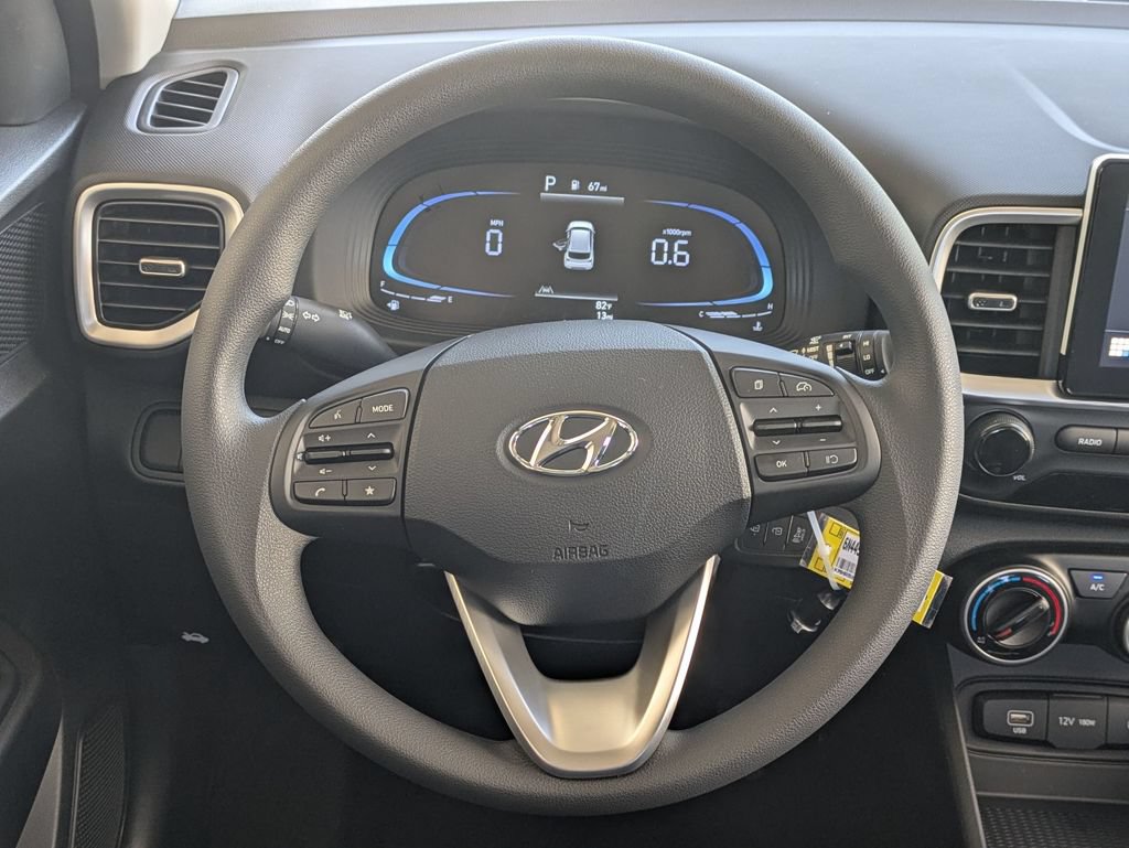 New 2026 Hyundai Venue SE FWD image 19
