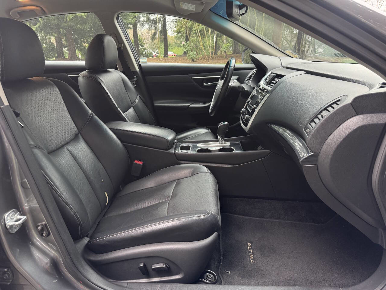 Used 2018 Nissan Altima 2.5 SL FWD image 11