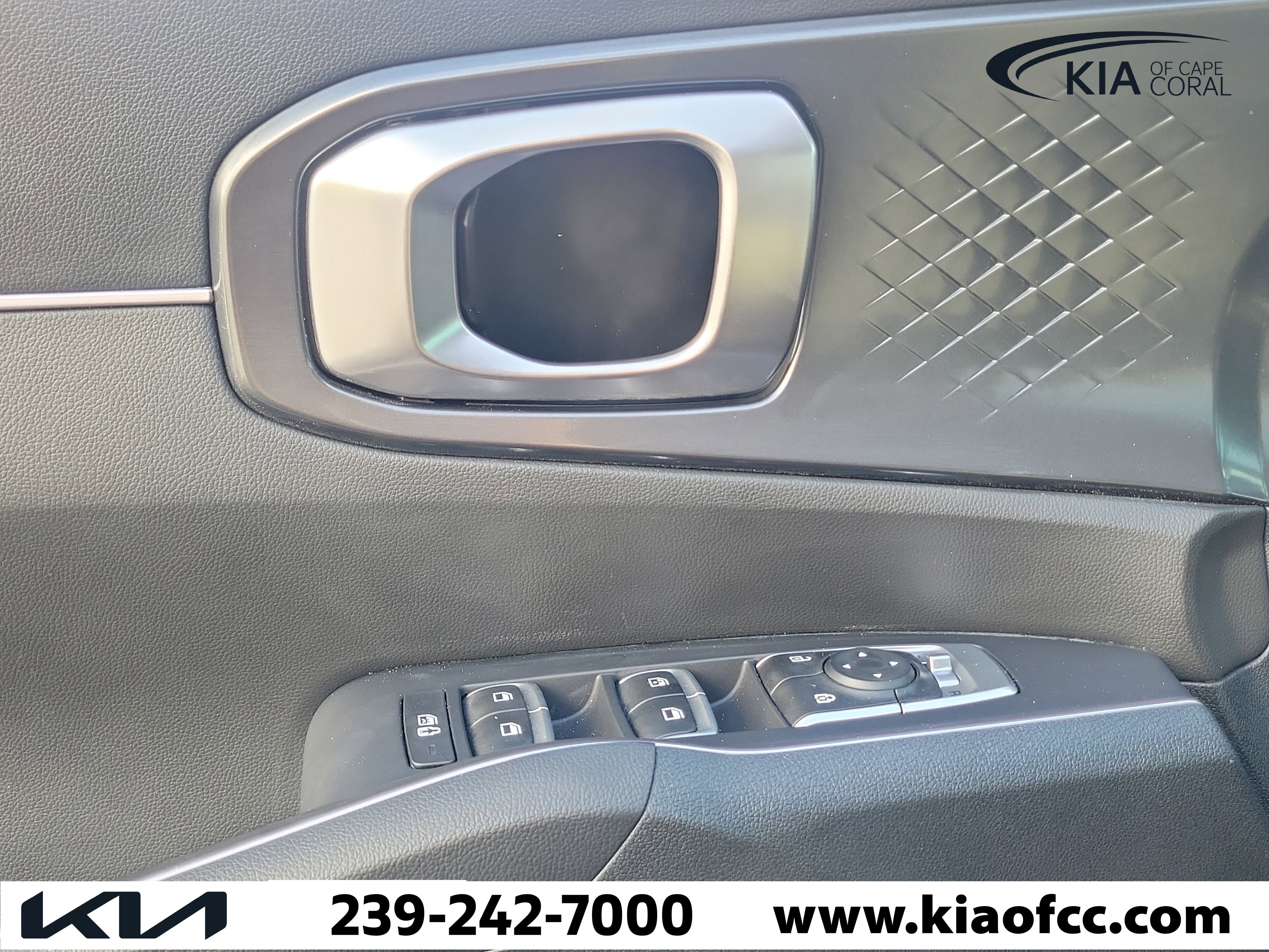 Certified 2023 Kia Sorento LX FWD image 24