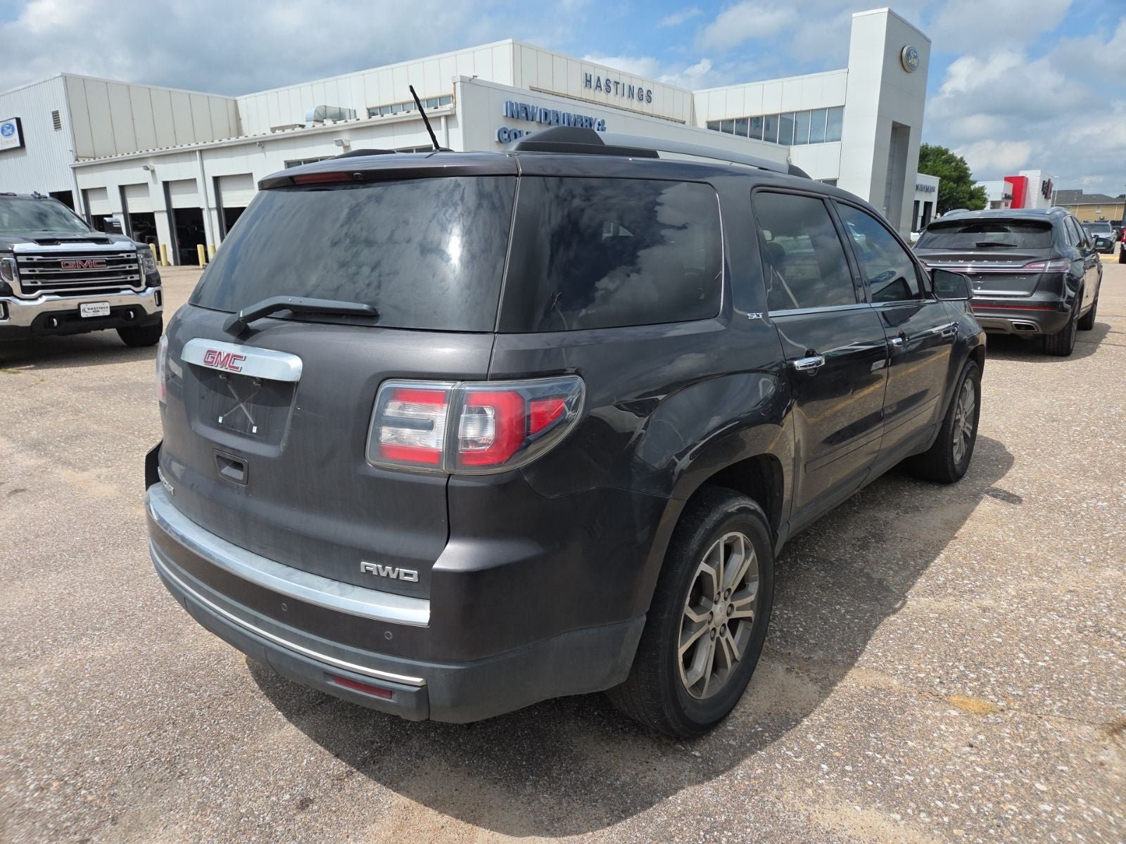 Used 2015 GMC Acadia SLT AWD/4WD image 5