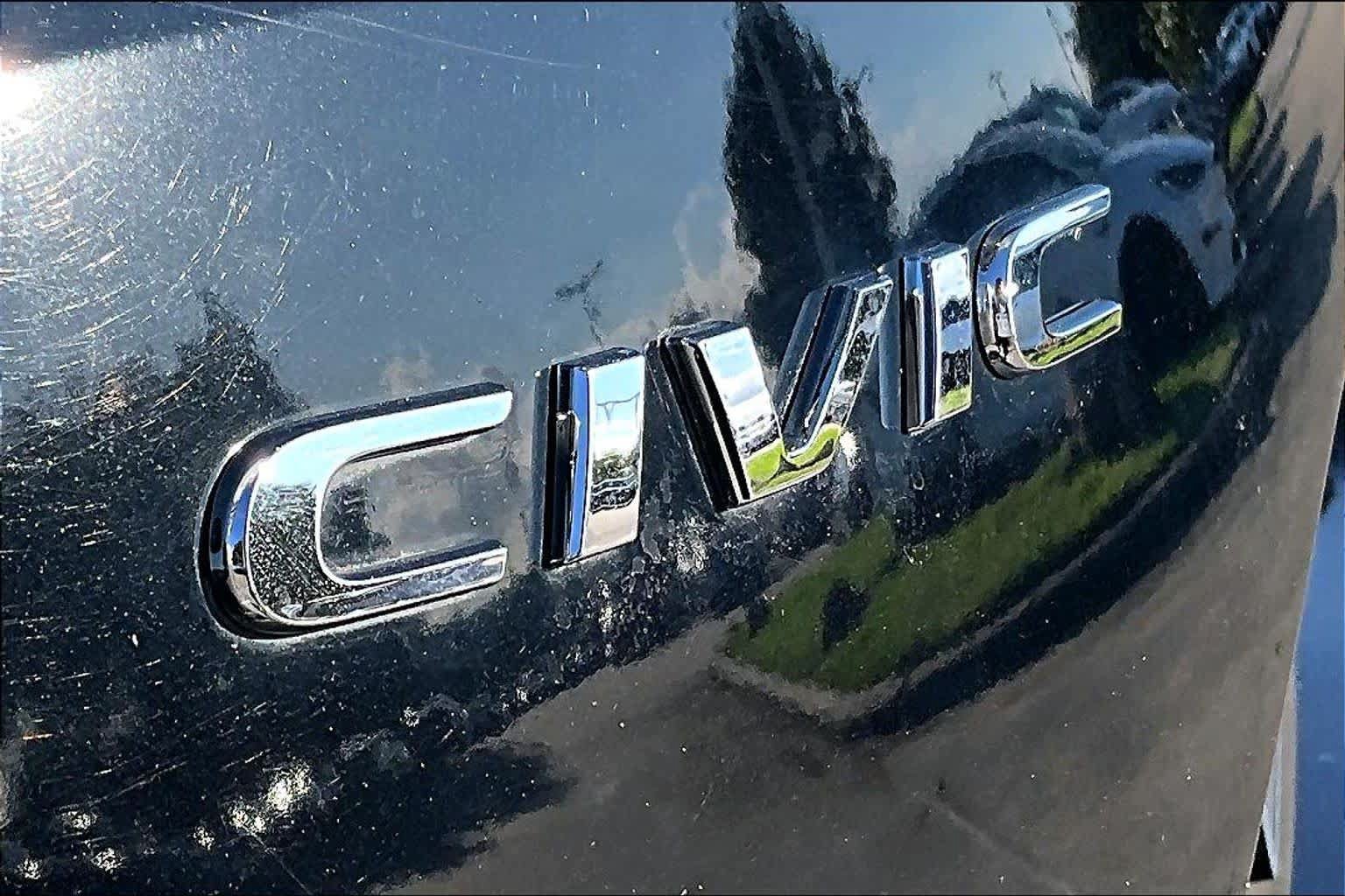 Used 2017 Honda Civic Sport image 29