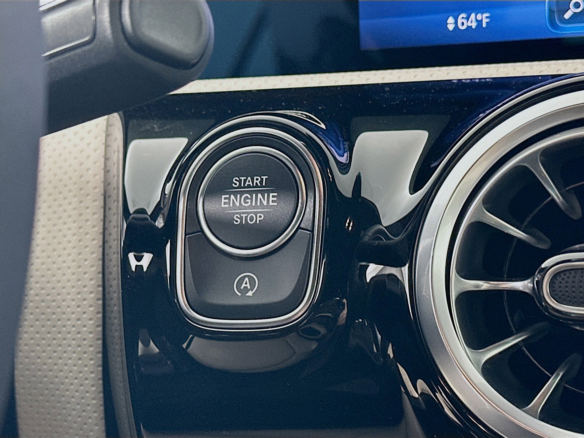 Certified 2025 Mercedes-Benz CLA 250 4MATIC image 16