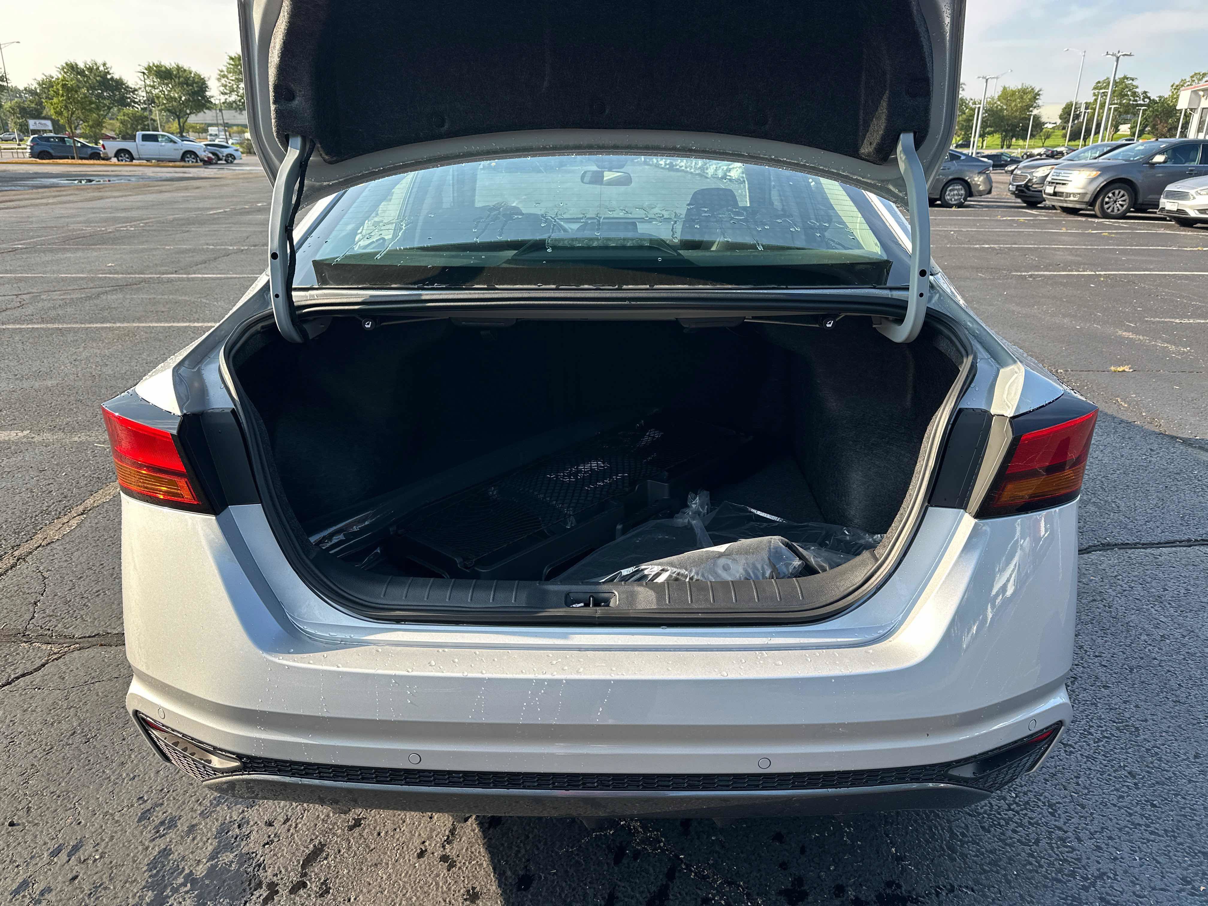 New 2026 Nissan Altima 2.5 SV FWD image 14