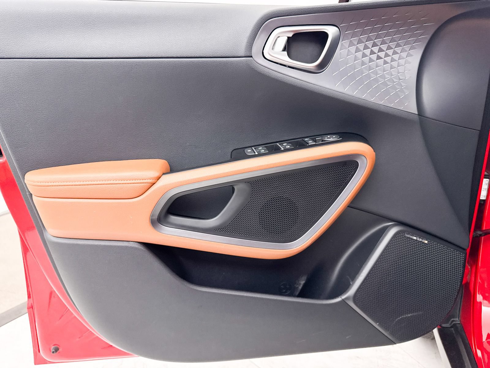 Certified 2025 Kia Soul EX FWD image 30