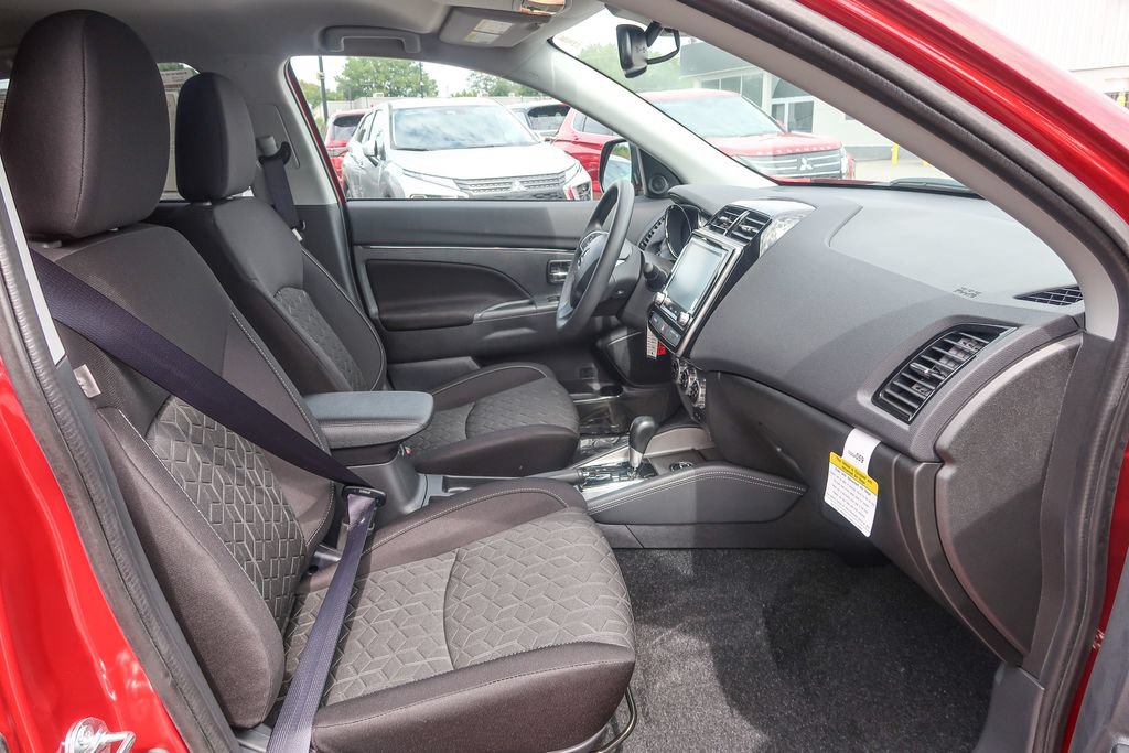 New 2027 Mitsubishi Outlander Sport ES AWD/4WD image 17