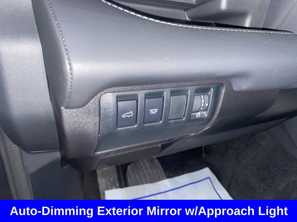 Used 2025 Subaru Ascent Limited image 29