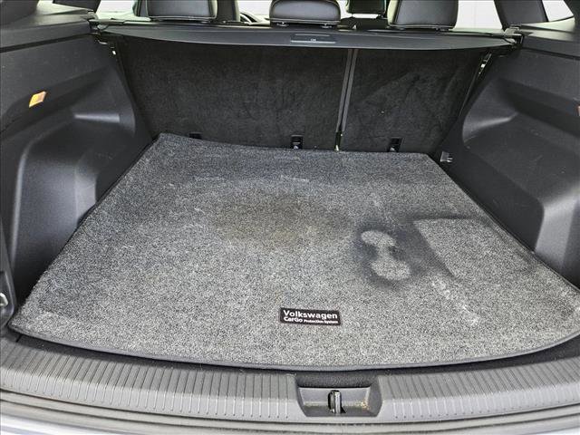 Used 2022 Volkswagen Atlas Cross Sport SE image 6