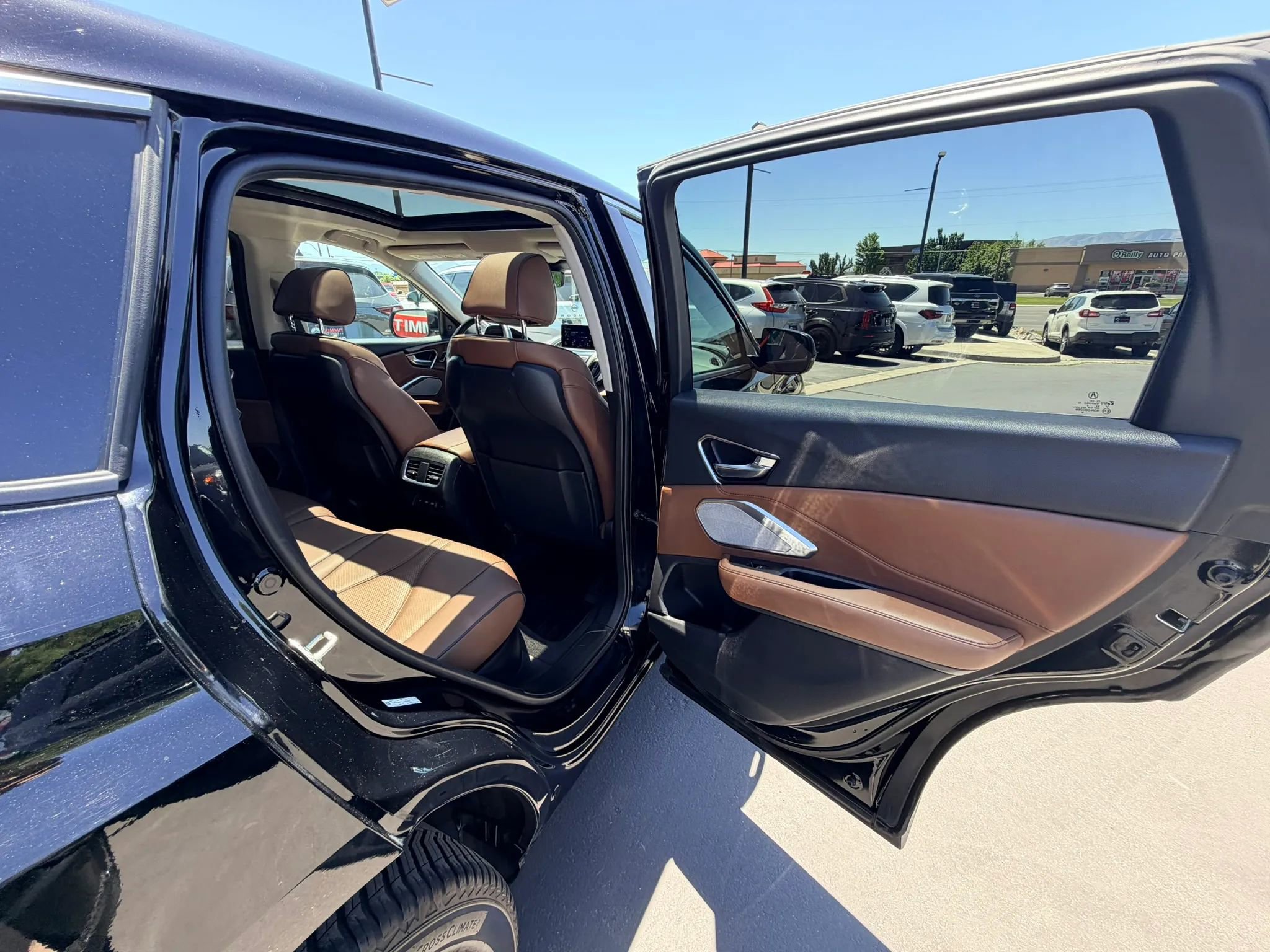 Used 2020 Acura RDX AWD w/ Advance Package image 23