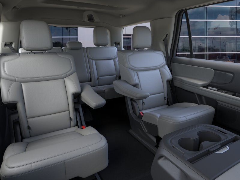 New 2026 Ford Expedition Active RWD image 13