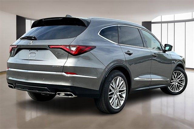 Used 2023 Acura MDX SH-AWD w/ Advance Package image 6