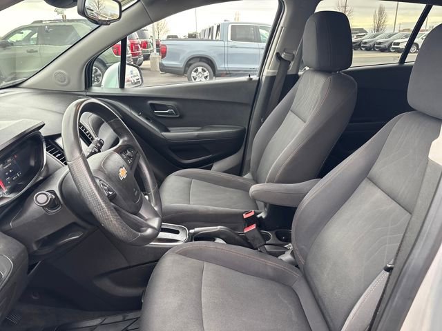 Used 2017 Chevrolet Trax LT image 9