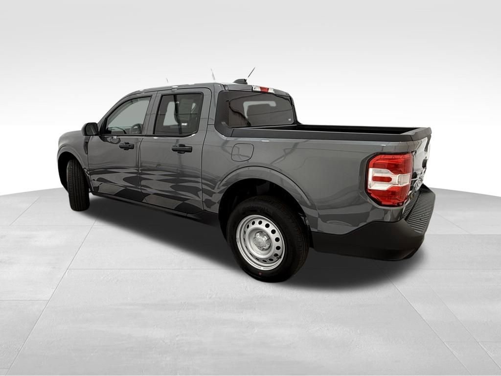 New 2025 Ford Maverick XL image 2