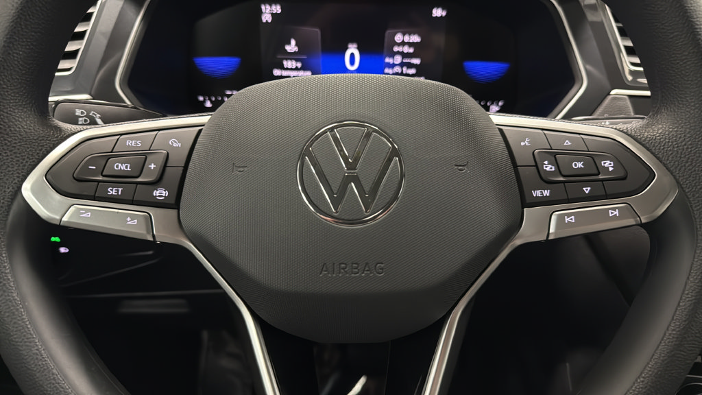 Used 2023 Volkswagen Tiguan S FWD image 15