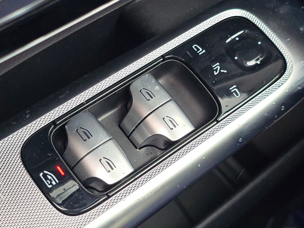 New 2026 Mercedes-Benz GLC 300 4MATIC image 26
