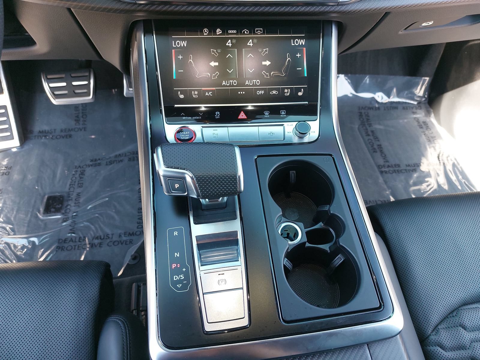 Used 2022 Audi RS Q8 AWD/4WD image 22