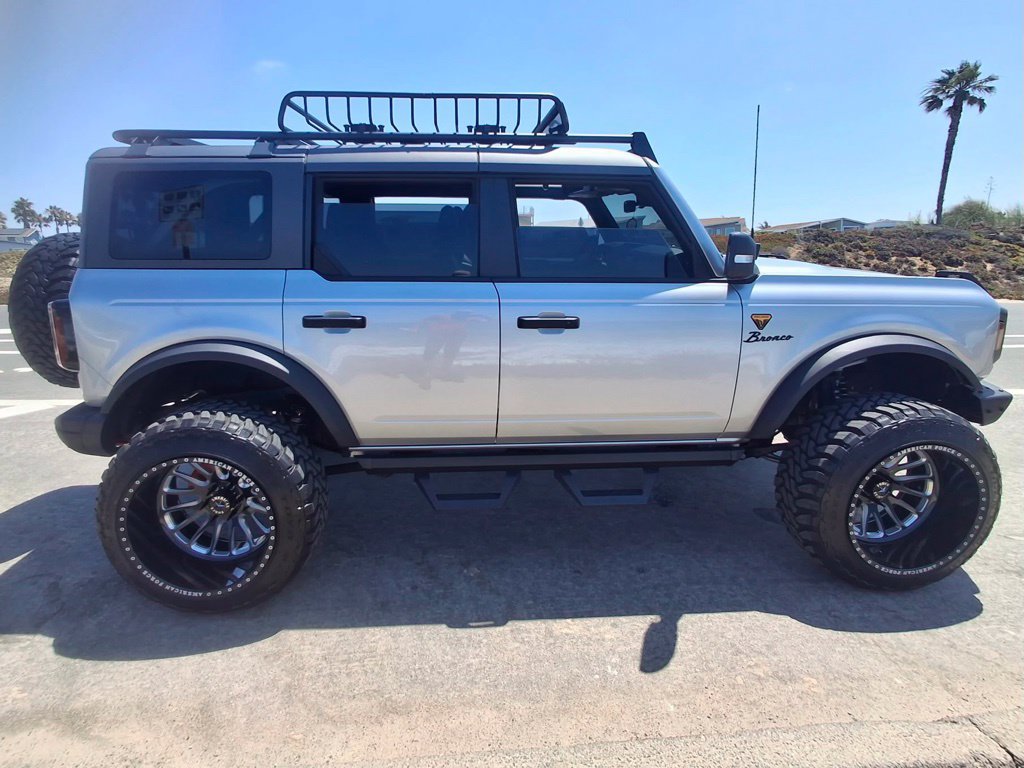 Used 2024 Ford Bronco Badlands AWD/4WD image 5
