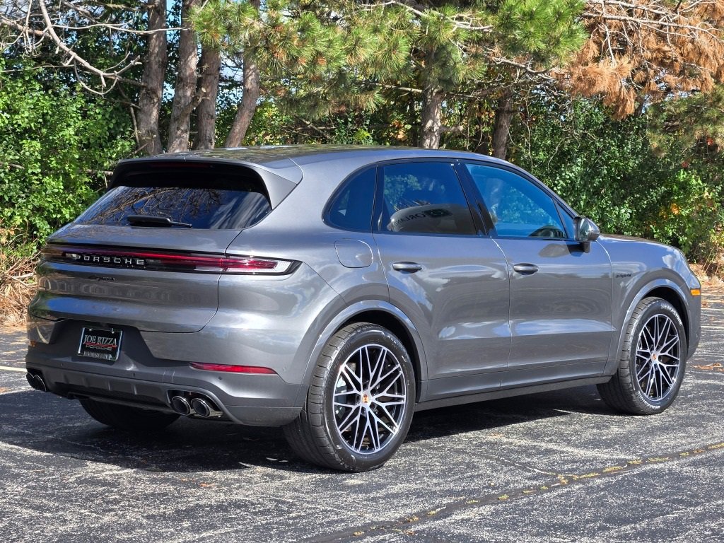 New 2026 Porsche Cayenne E-Hybrid image 7