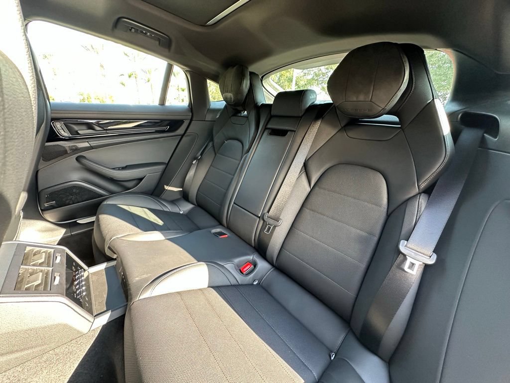 Certified 2026 Porsche Panamera RWD image 36