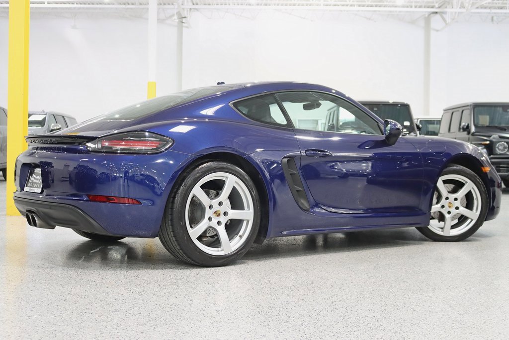 Used 2020 Porsche 718 Cayman image 10