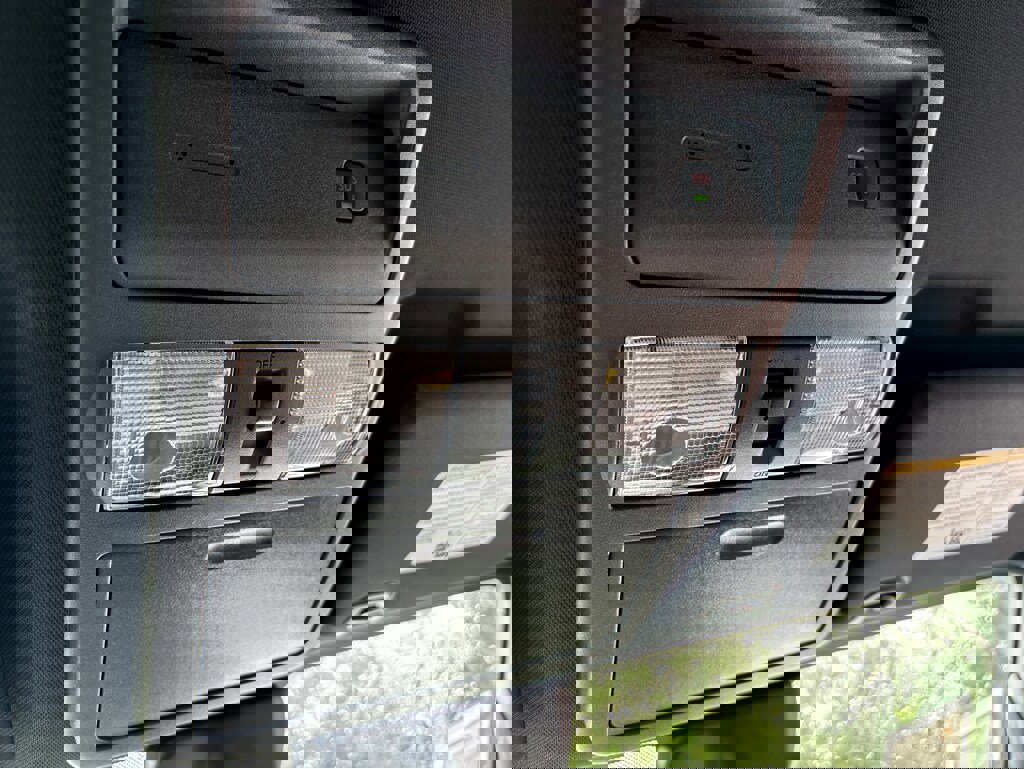 New 2025 Nissan Frontier PRO-4X w/ Black Accent Package image 36