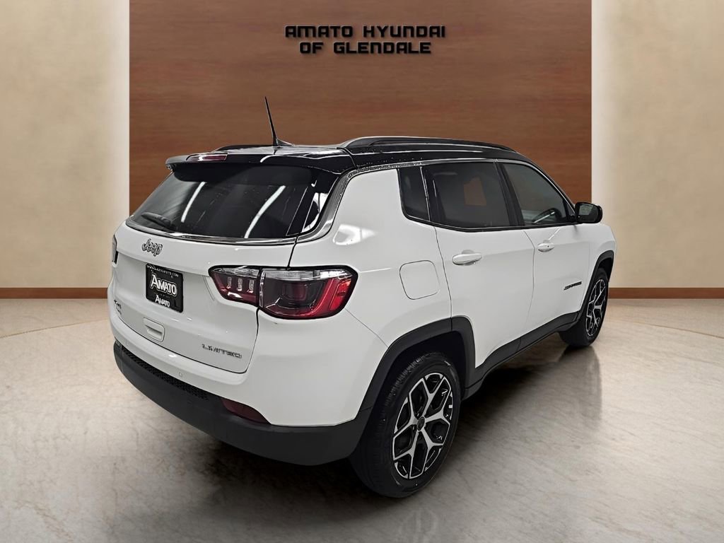 Used 2025 Jeep Compass Limited image 6