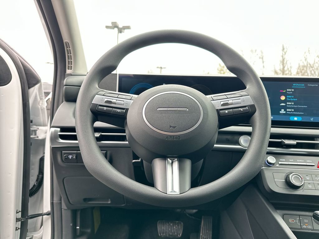 Used 2025 Hyundai Tucson SE image 33