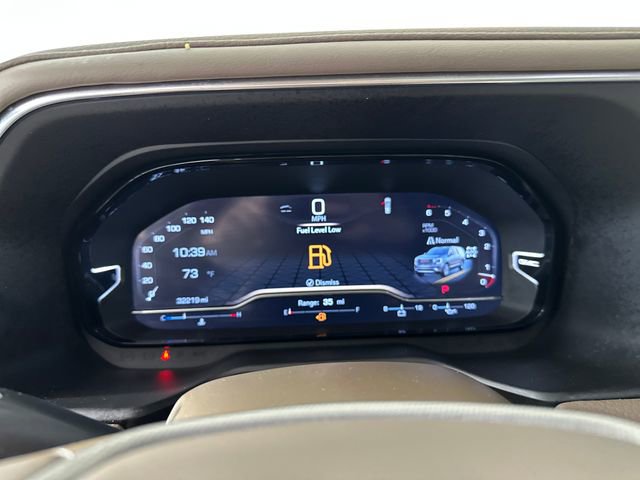 Used 2024 GMC Yukon Denali image 17