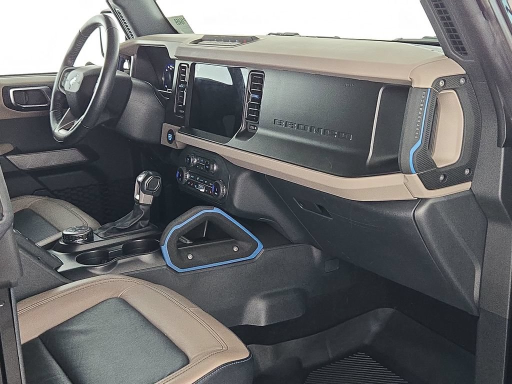 Used 2022 Ford Bronco Wildtrak AWD/4WD image 33