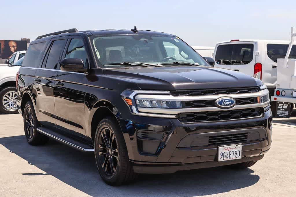 Certified 2023 Ford Expedition Max XLT RWD image 3