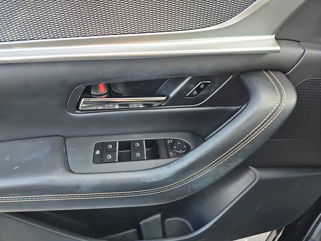 Used 2024 MAZDA CX-90 Plug-In Hybrid w/ Preferred image 33