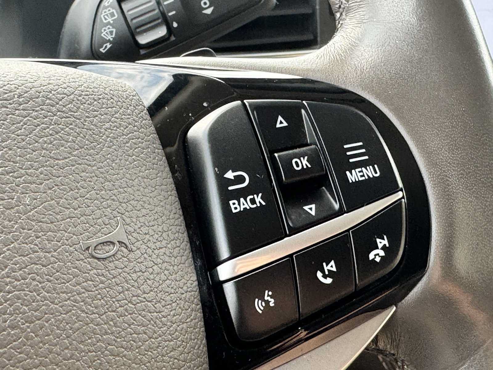 Used 2021 Ford Explorer Platinum w/ Equipment Group 601A AWD/4WD image 15