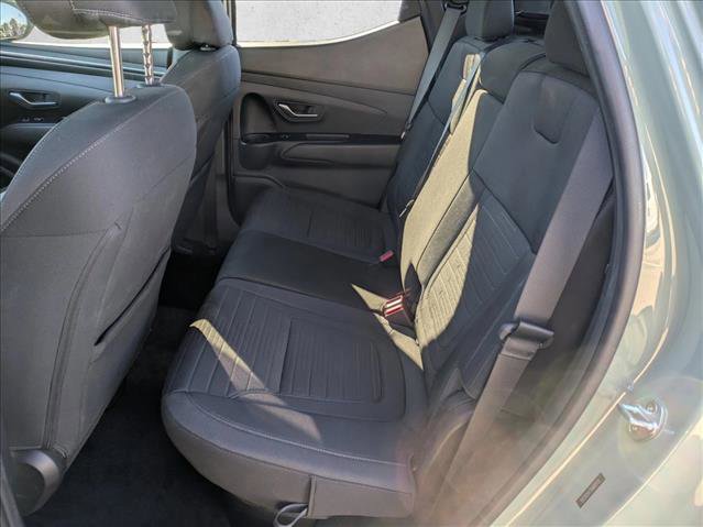 Used 2022 Hyundai Santa Cruz SEL Premium image 16