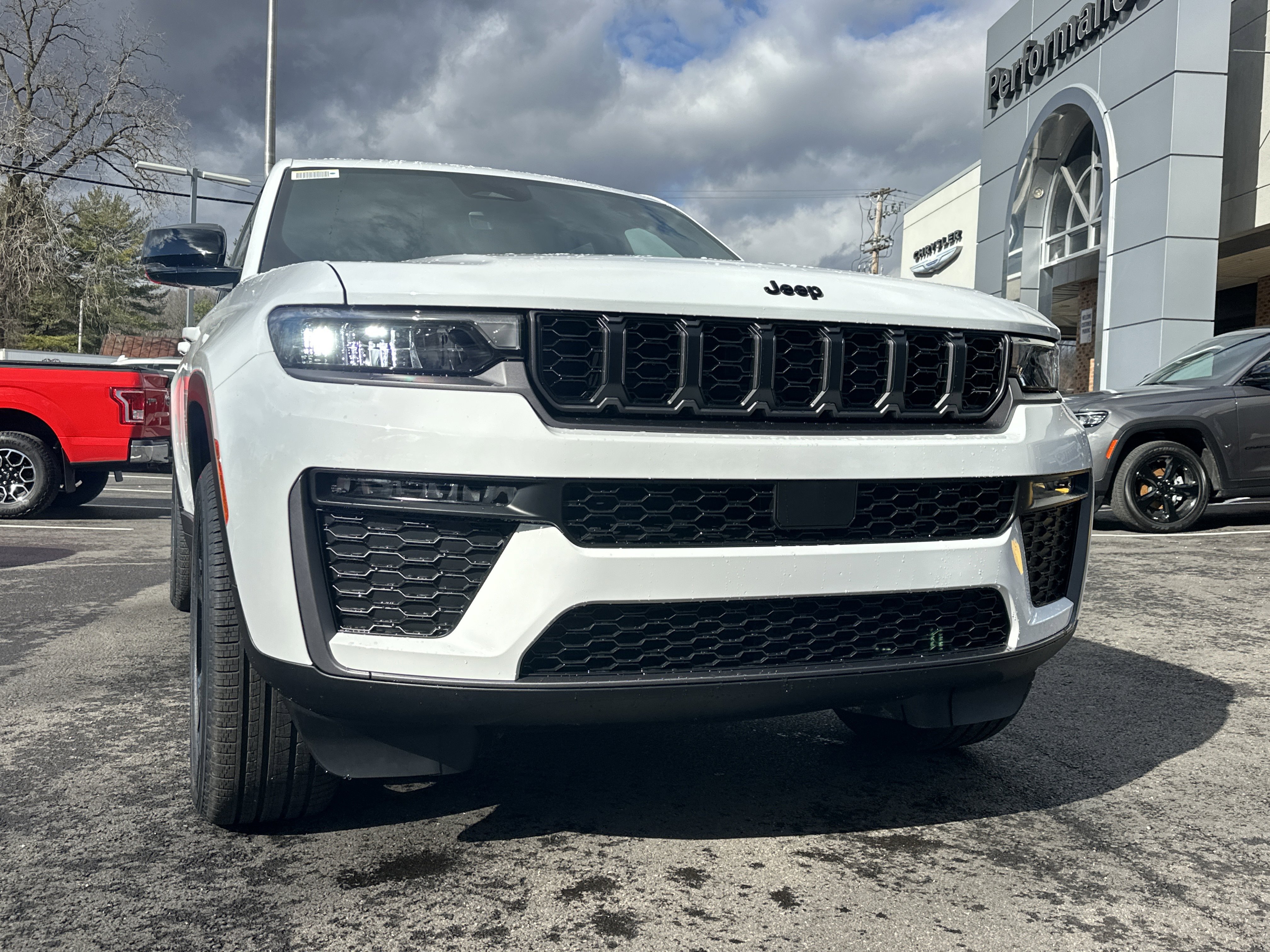 New 2026 Jeep Grand Cherokee L Limited w/ Limited Altitude Package AWD/4WD image 20