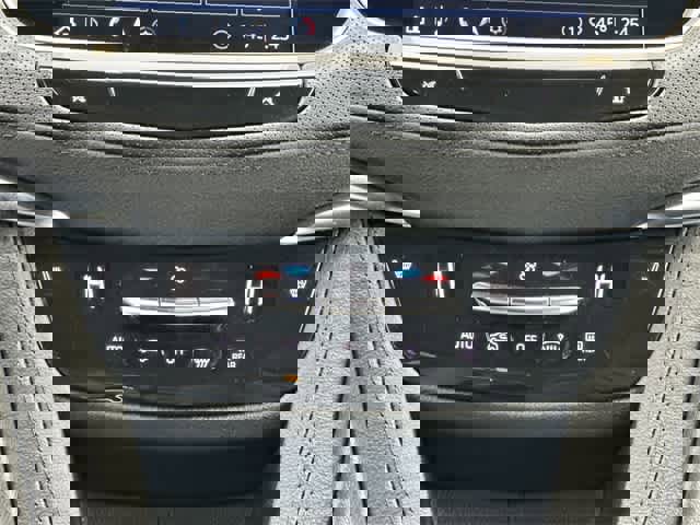 Used 2023 Cadillac XT5 Premium Luxury image 16