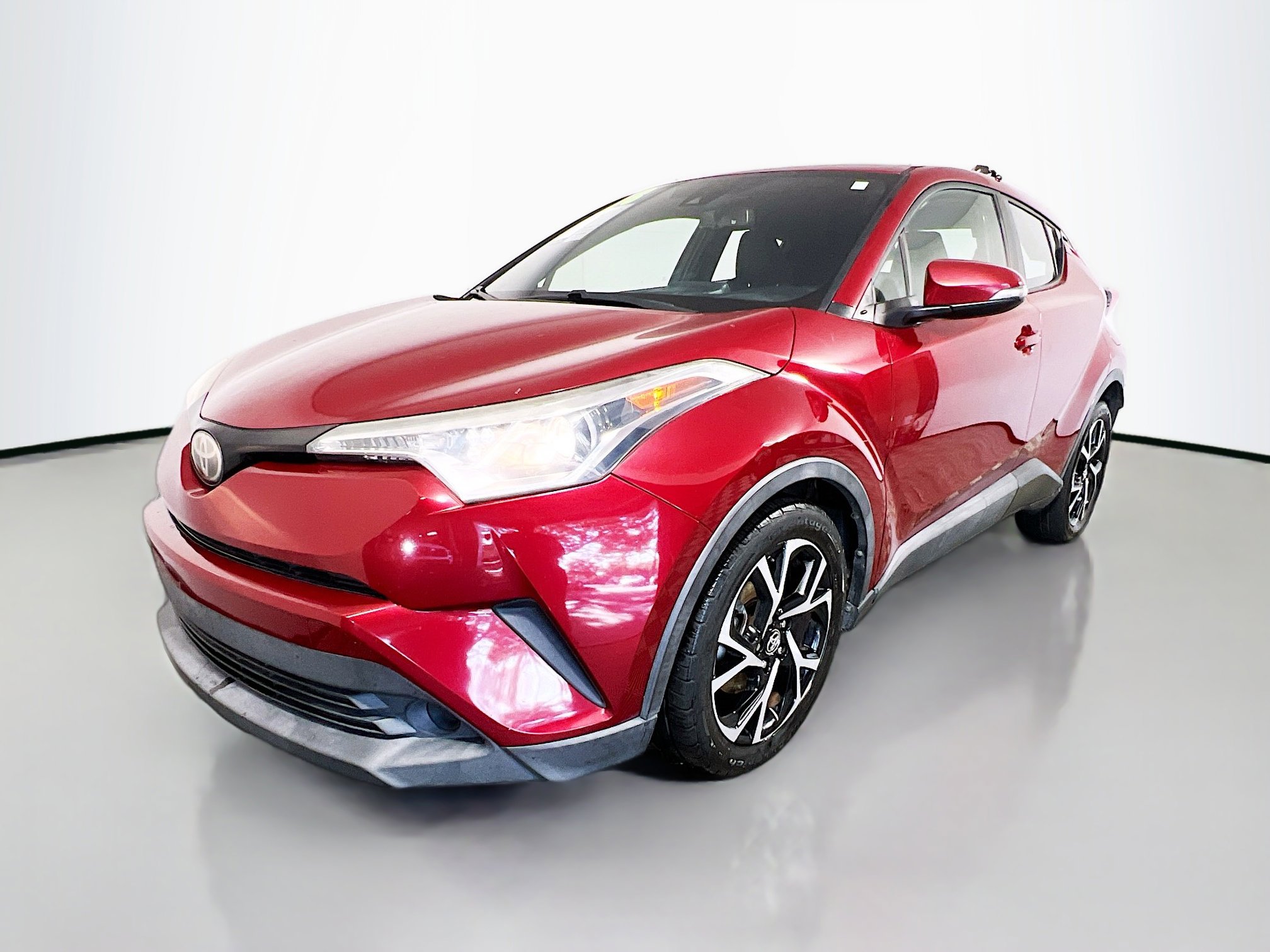 Used 2018 Toyota C-HR XLE image 10