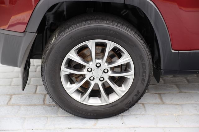 Used 2021 Jeep Cherokee Latitude Lux w/ Comfort/Convenience Group image 48