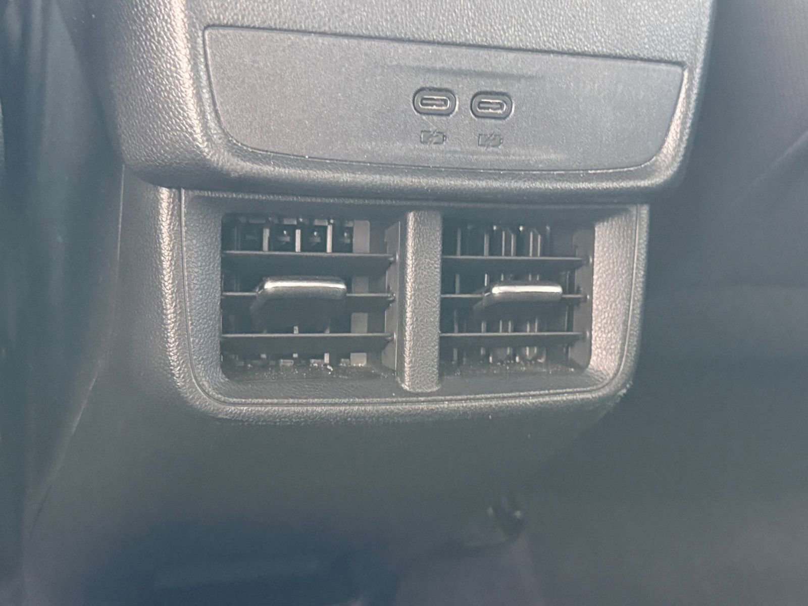 Used 2025 Chevrolet Equinox LT FWD image 22