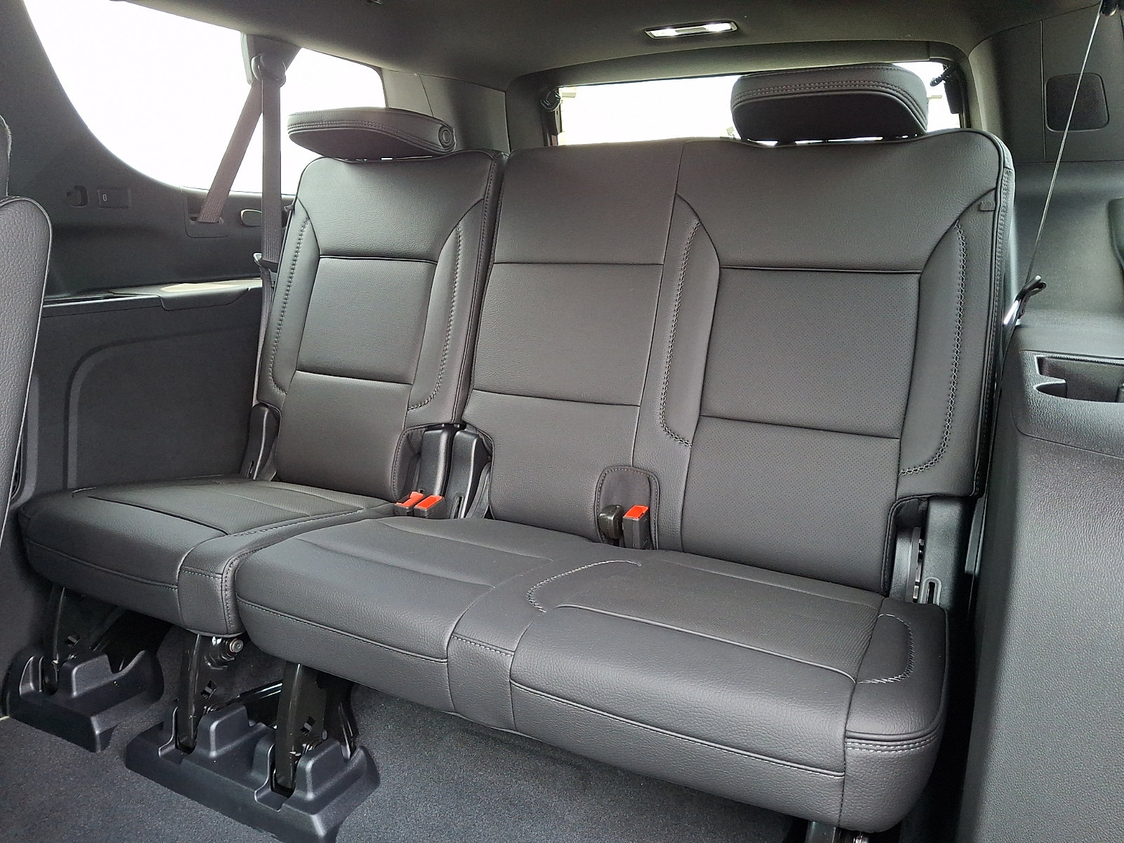 Certified 2025 GMC Yukon XL Denali w/ Sun & Power Step Package AWD/4WD image 11