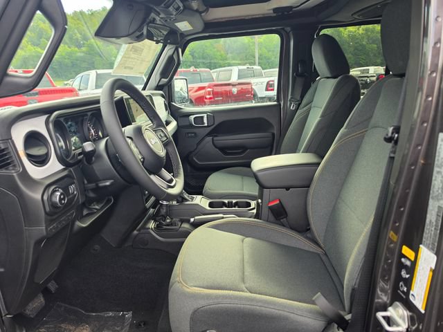 New 2026 Jeep Gladiator Sport AWD/4WD image 15