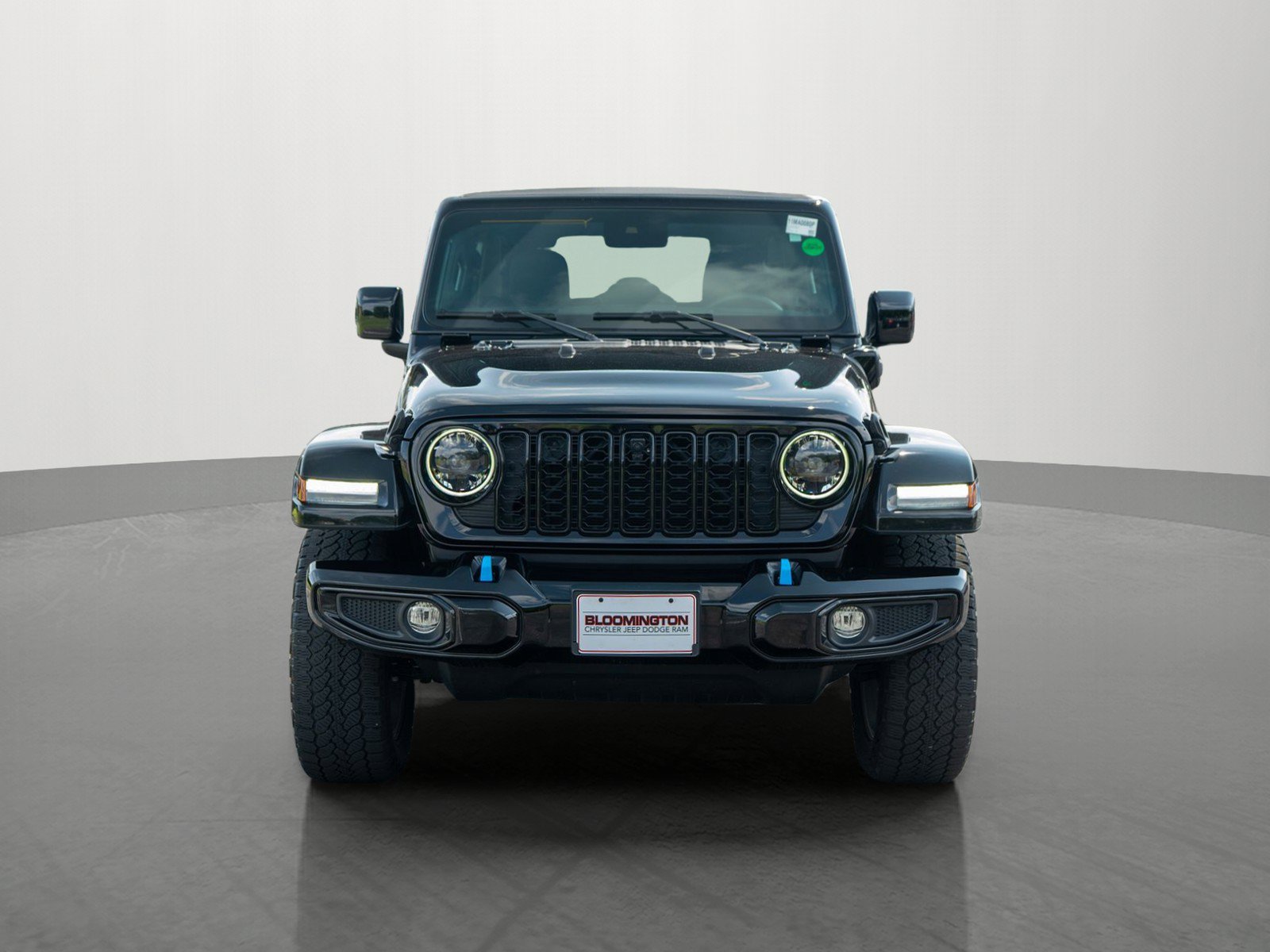Used 2024 Jeep Wrangler High Altitude AWD/4WD image 2