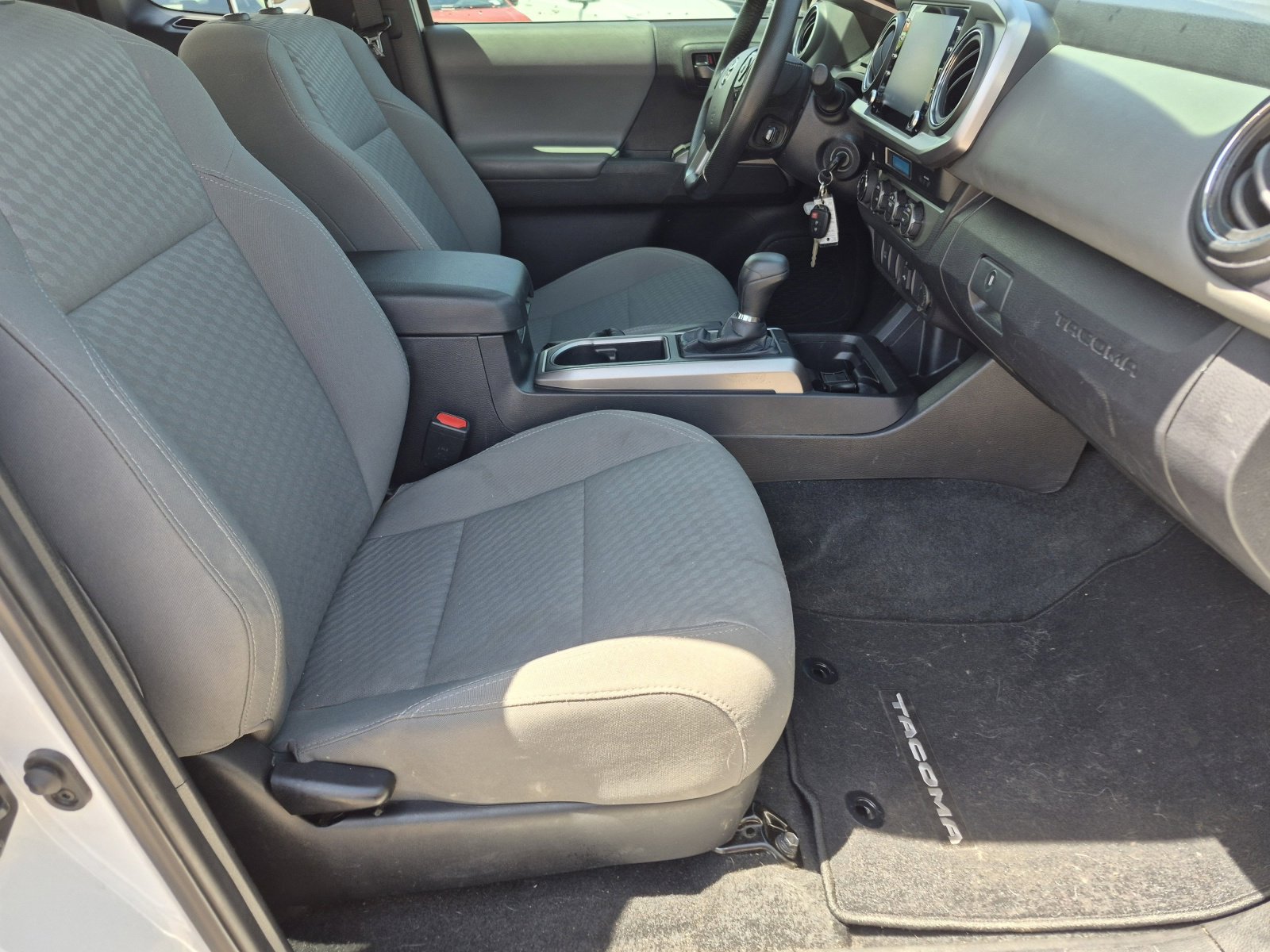 Certified 2021 Toyota Tacoma SR5 AWD/4WD image 22