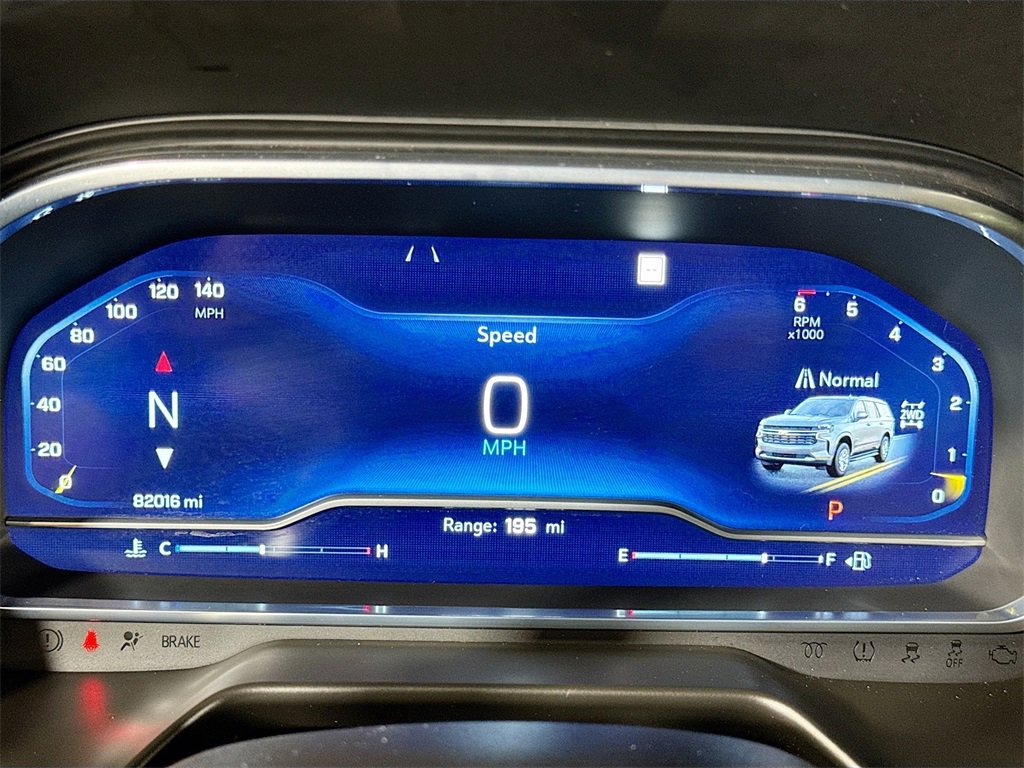 Used 2023 Chevrolet Suburban Premier image 19