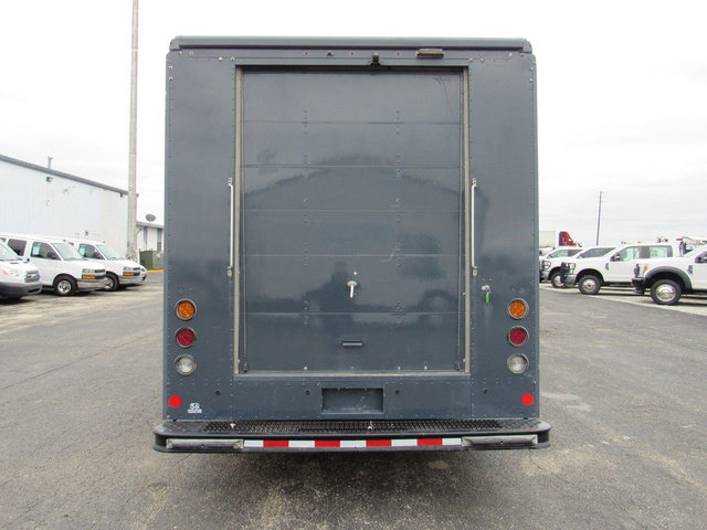 Used 2019 Ford E-450 and Econoline 450 Super Duty RWD image 6